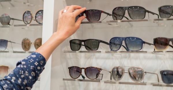 בחירת משקפי שמש באופטי